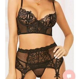 Black into sexy thong set